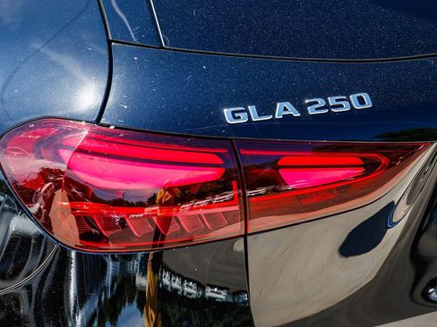 New 2026 Mercedes-Benz GLA 250 4MATIC image 8