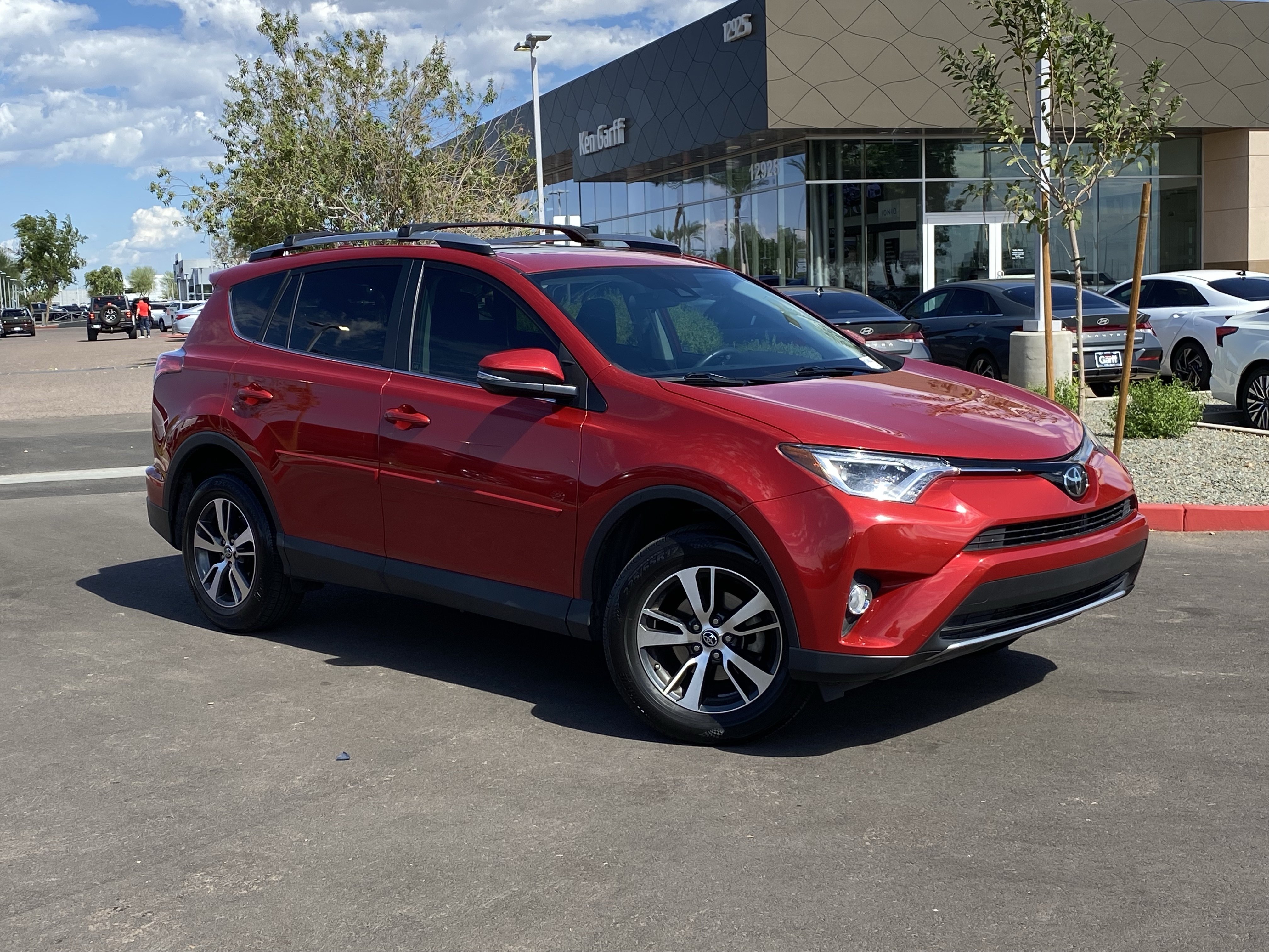 Used 2017 Toyota RAV4 XLE w/ Carpet Mat Package FWD image 34
