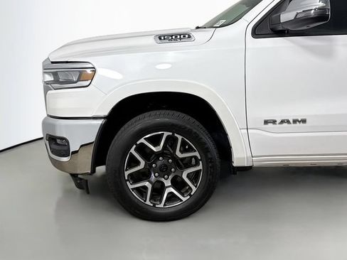 Used 2025 RAM 1500 Laramie AWD/4WD image 30