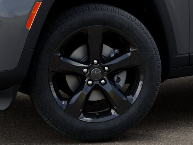 New 2027 Jeep Grand Cherokee Limited AWD/4WD image 8