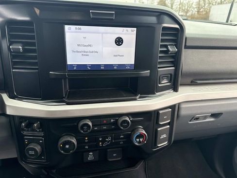 Used 2025 Ford F250 XLT w/ Snow Plow Prep Package image 21