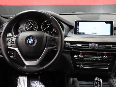 Used 2017 BMW X5 xDrive40e AWD/4WD image 49