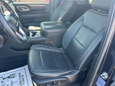 Used 2023 GMC Yukon XL SLT w/ SLT Premium Package AWD/4WD image 8