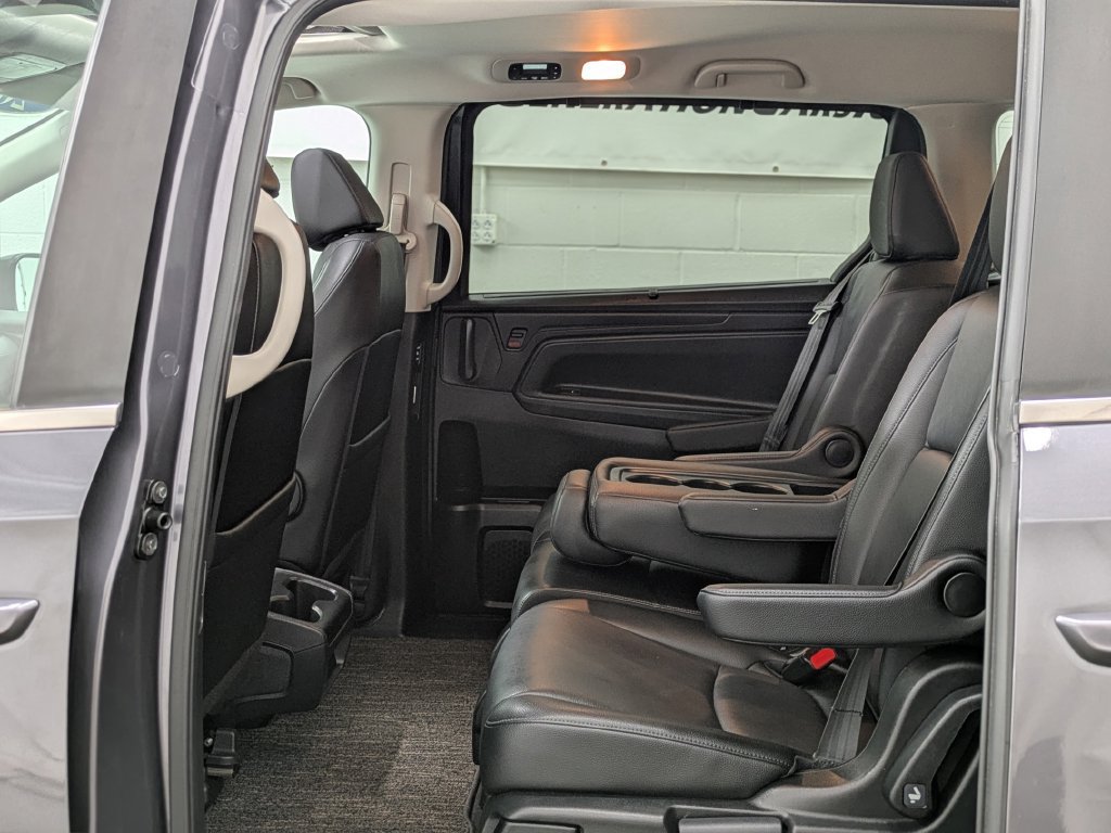 Used 2025 Honda Odyssey EX-L image 16