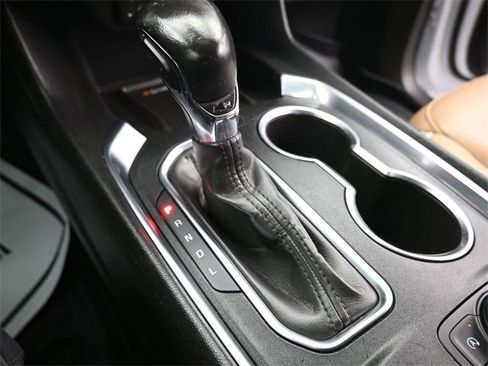 Used 2022 Chevrolet Traverse Premier image 15