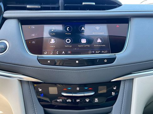 Used 2021 Cadillac XT5 Premium Luxury AWD/4WD image 15