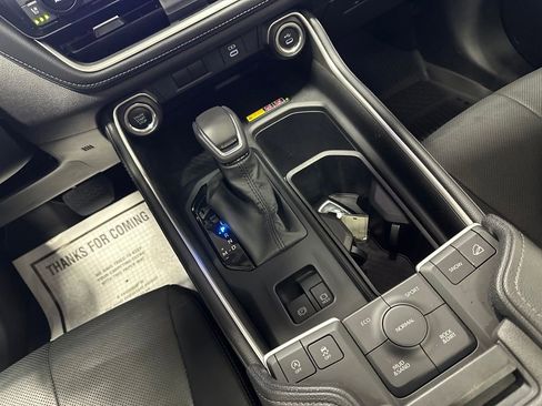 Used 2025 Toyota Grand Highlander AWD image 41
