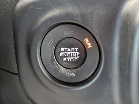 Used 2021 Jeep Wrangler Unlimited Sport image 26