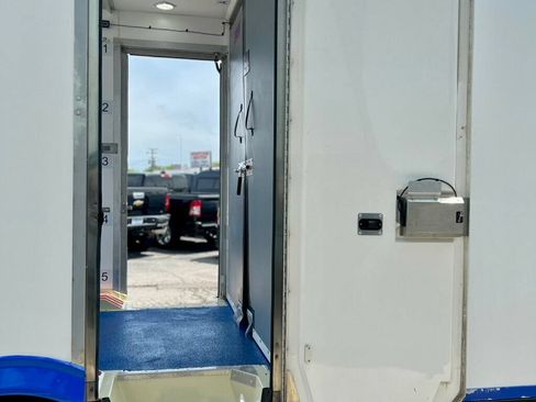 Used 2023 Ford E-350 and Econoline 350 Super Duty w/ Power Windows & Locks Group RWD image 18