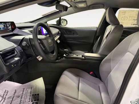 New 2026 Toyota Prius LE image 9