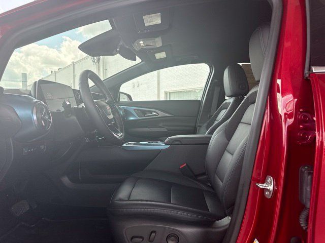 Used 2024 Chevrolet Equinox EV LT w/ LPO, Blackout Package AWD/4WD image 15