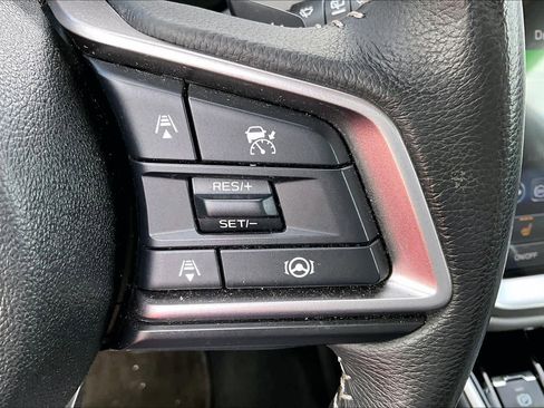 Used 2023 Subaru Outback Premium image 22