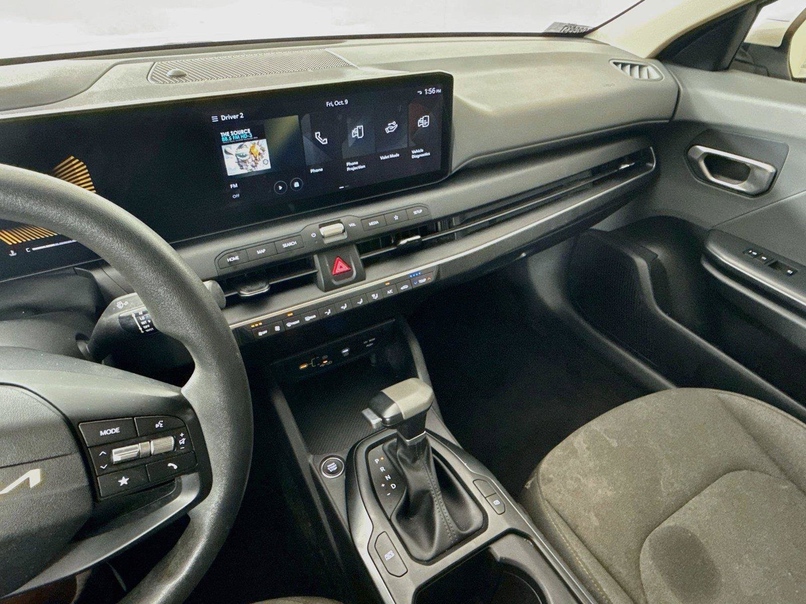 Used 2025 Kia K4 FWD image 14