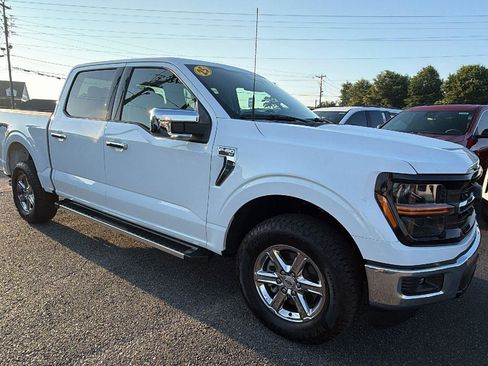 Used 2025 Ford F150 XLT w/ Equipment Group 301A Standard AWD/4WD image 6