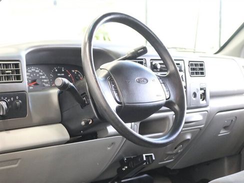 Used 2002 Ford F250 XLT AWD/4WD image 78