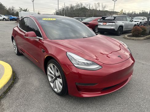 Used 2019 Tesla Model 3 Long Range image 4