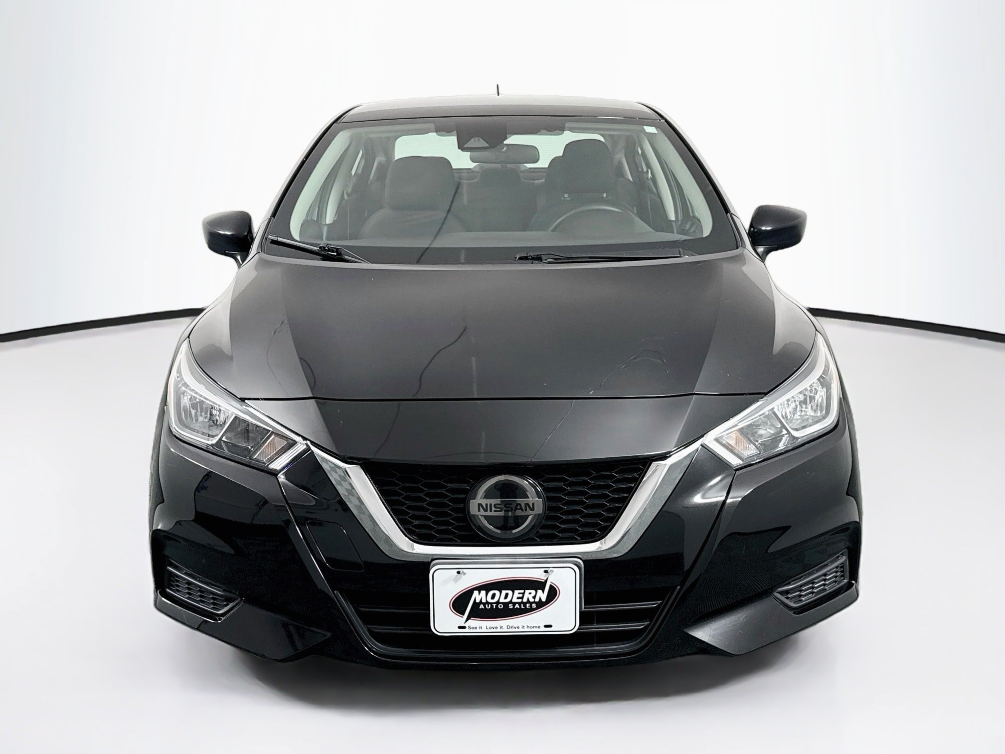 Used 2020 Nissan Versa S FWD image 7