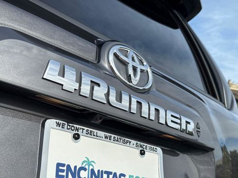 Used 2023 Toyota 4Runner SR5 Premium image 14