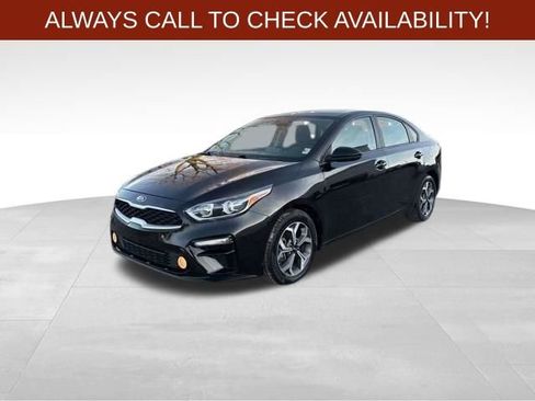 Used 2020 Kia Forte LXS image 3