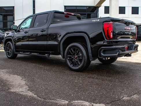 Used 2024 GMC Sierra 1500 Pro w/ Graphite Edition AWD/4WD image 4