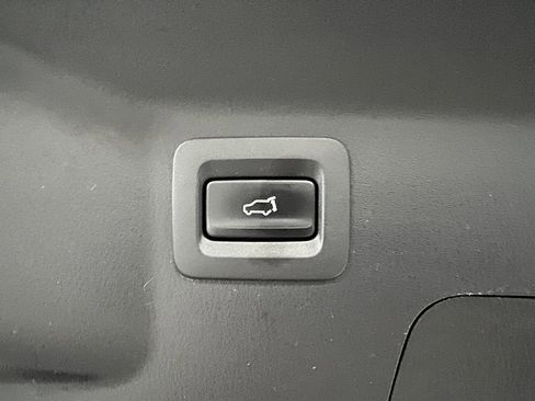 Used 2019 MAZDA CX-9 Signature image 47