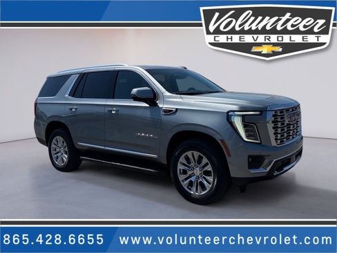Used 2025 GMC Yukon Denali AWD/4WD image 1
