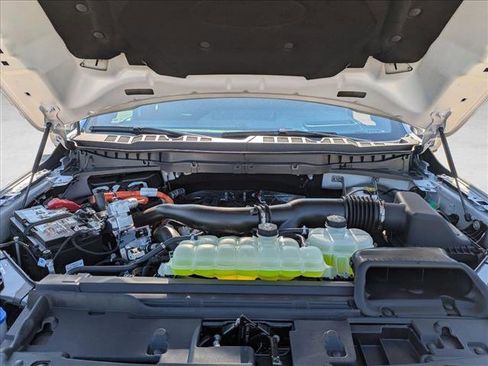 New 2025 Ford F150 Platinum w/ Equipment Group 702A High image 17