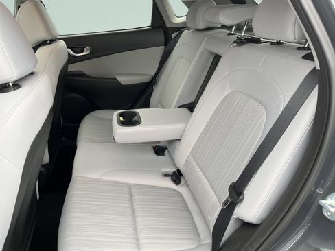 Used 2023 Hyundai Kona SEL w/ Convenience Package image 33