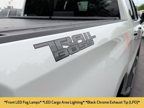 Used 2025 Chevrolet Silverado 1500 LT Trail Boss w/ Convenience Package II AWD/4WD image 24
