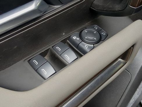 Used 2025 GMC Hummer EV 2X image 29