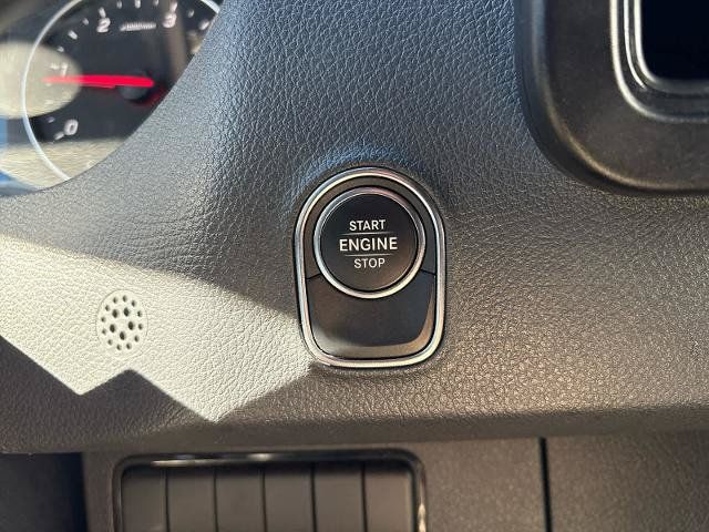 Used 2024 Mercedes-Benz Sprinter 2500 image 19