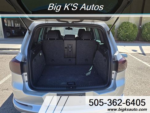 Used 2016 Volkswagen Tiguan R-Line image 9