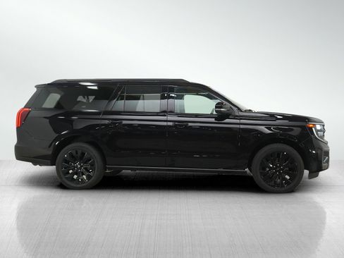 Used 2025 Ford Expedition Max Platinum w/ Stealth Appearance Package AWD/4WD image 6