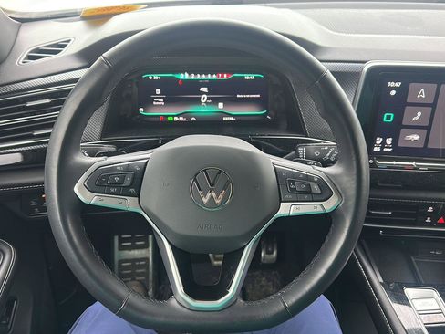 Used 2024 Volkswagen Atlas Cross Sport SEL Premium R-Line image 12