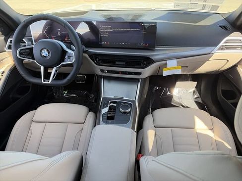 Used 2026 BMW 330i Sedan w/ M Sport Package RWD image 15