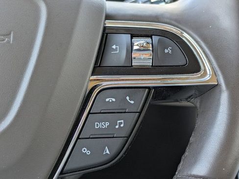 Certified 2022 Lincoln Nautilus Reserve image 28