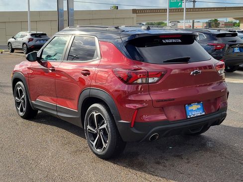 Used 2022 Chevrolet TrailBlazer RS w/ Sun and Liftgate Package image 3