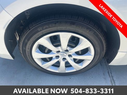 Used 2025 Toyota Corolla LE FWD image 11