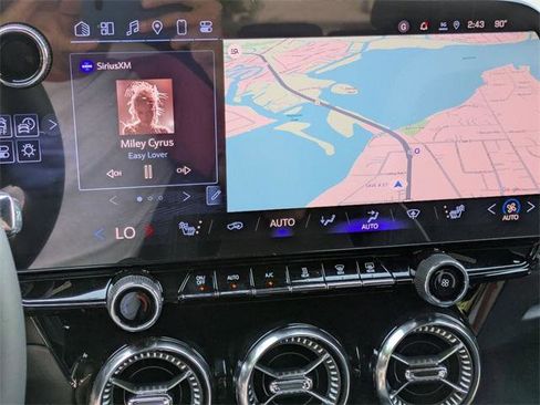 New 2025 Chevrolet Blazer EV LT image 18