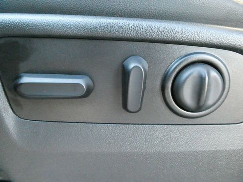 Certified 2021 GMC Sierra 1500 AT4 image 24