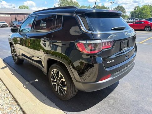 Certified 2022 Jeep Compass Limited AWD/4WD image 12