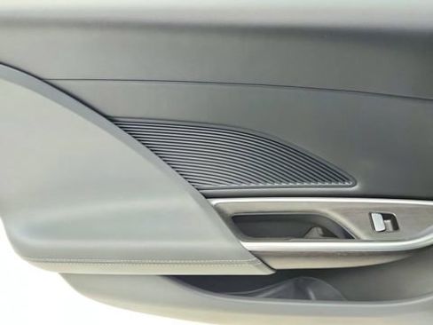 Used 2024 Lucid Air Pure RWD image 31