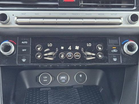 Used 2025 Genesis G70 2.5T w/ Sport Prestige Package image 18