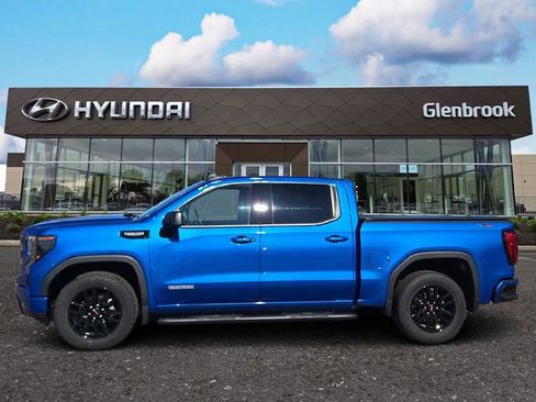 Used 2023 GMC Sierra 1500 Elevation AWD/4WD image 1