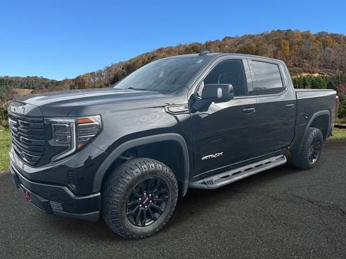 Certified 2022 GMC Sierra 1500 AT4X image 3
