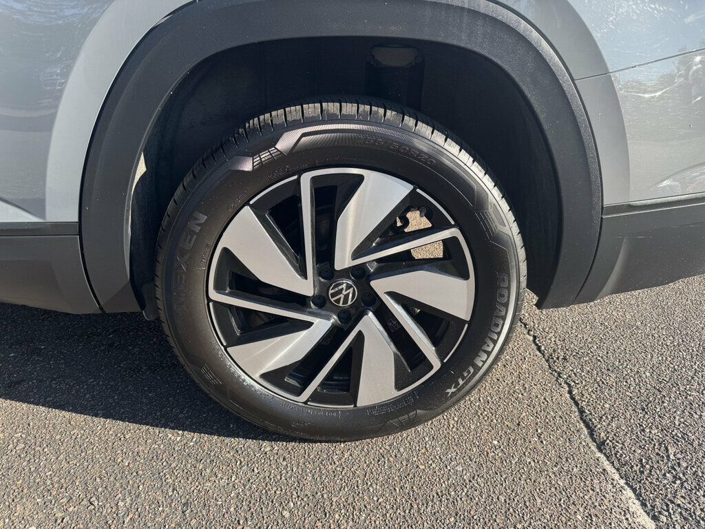 Used 2026 Volkswagen Atlas SE AWD/4WD image 9