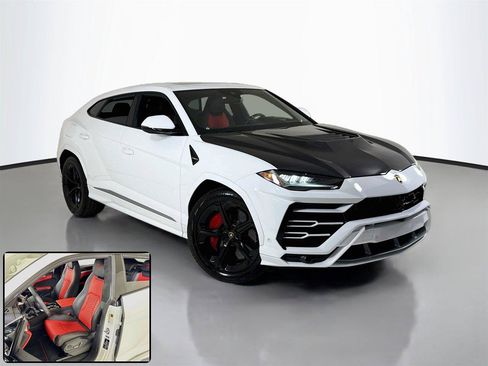 Used 2020 Lamborghini Urus AWD/4WD image 2