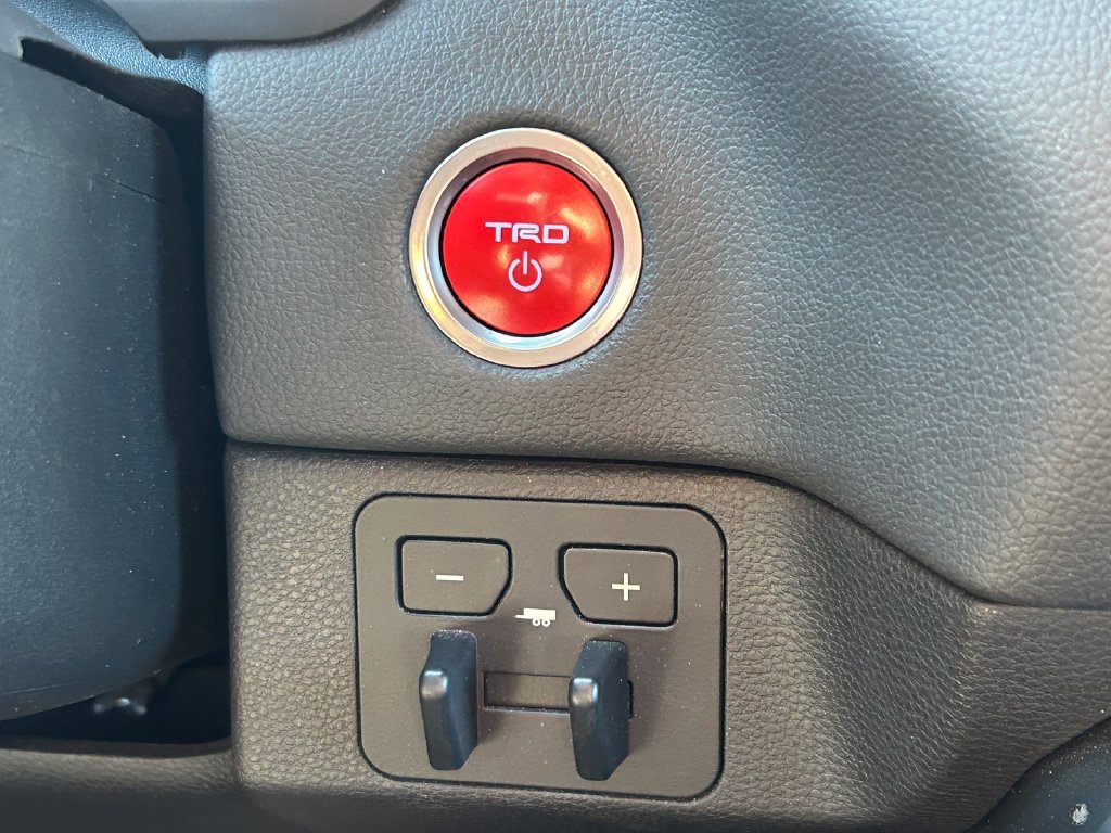 Used 2024 Toyota Sequoia TRD Pro AWD/4WD image 34