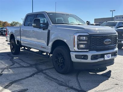 New 2026 Ford F350 Lariat w/ Black Appearance Package