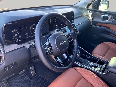 Used 2023 Kia Sorento SX Prestige AWD/4WD image 18